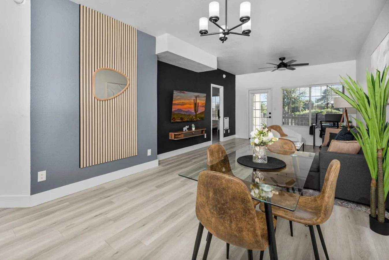 Stylish Scottsdale 2Br Pool Bbq Pet-Friendly Apartment