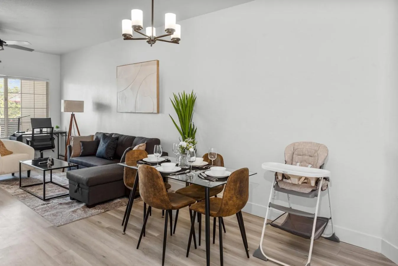 Stylish Scottsdale 2Br Pool Bbq Pet-Friendly Apartment